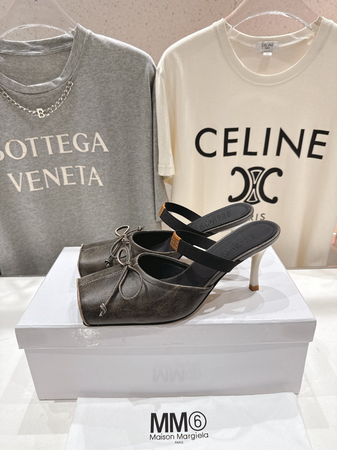 高版本出厂 MM6马吉拉2026ss春夏新品最近超级🔥的一脚蹬懒人鞋高跟鞋拖鞋芭蕾舞鞋舒适度不用说 肯定