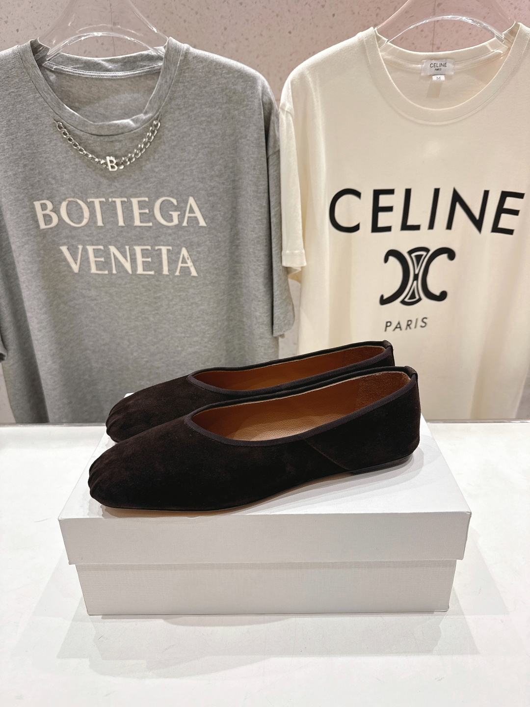 高版本出厂 the row 2026ss春夏走秀爆款小方头平底鞋玛丽珍休闲鞋单鞋非常舒服的平底鞋，极简设