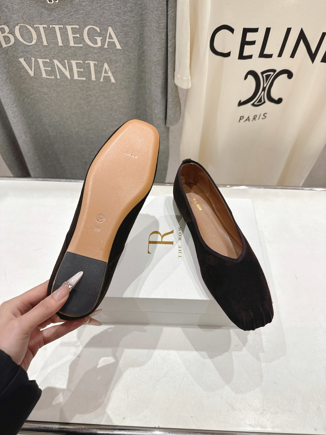 高版本出厂 the row 2026ss春夏走秀爆款小方头平底鞋玛丽珍休闲鞋单鞋非常舒服的平底鞋，极简设