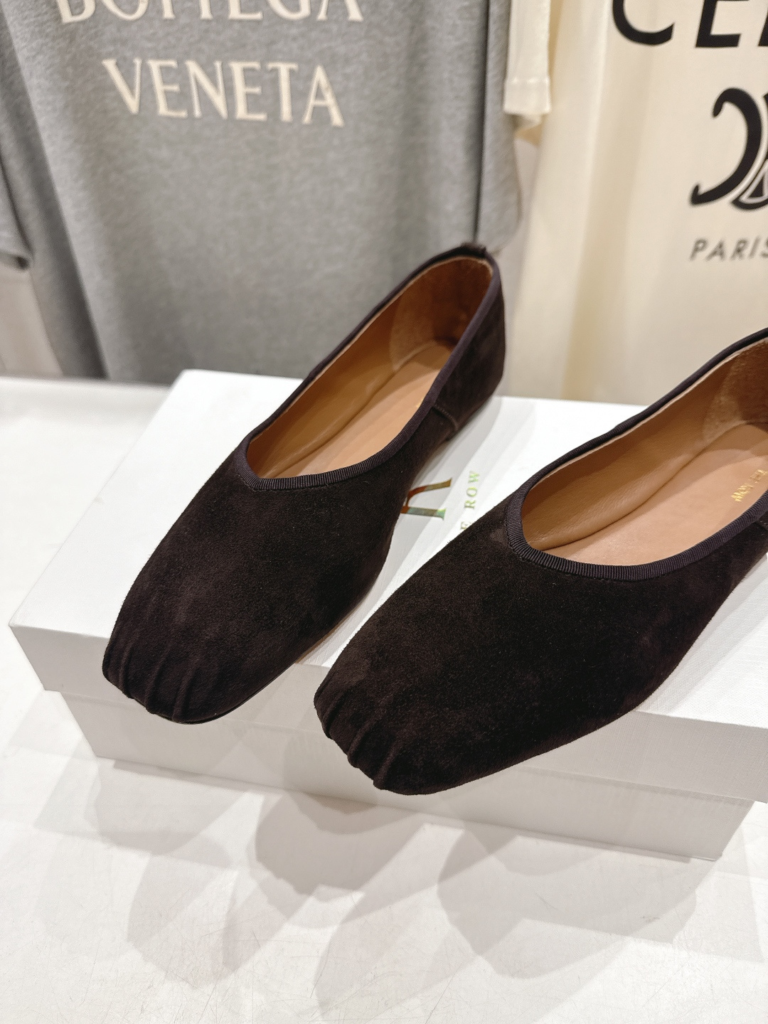 高版本出厂 the row 2026ss春夏走秀爆款小方头平底鞋玛丽珍休闲鞋单鞋非常舒服的平底鞋，极简设