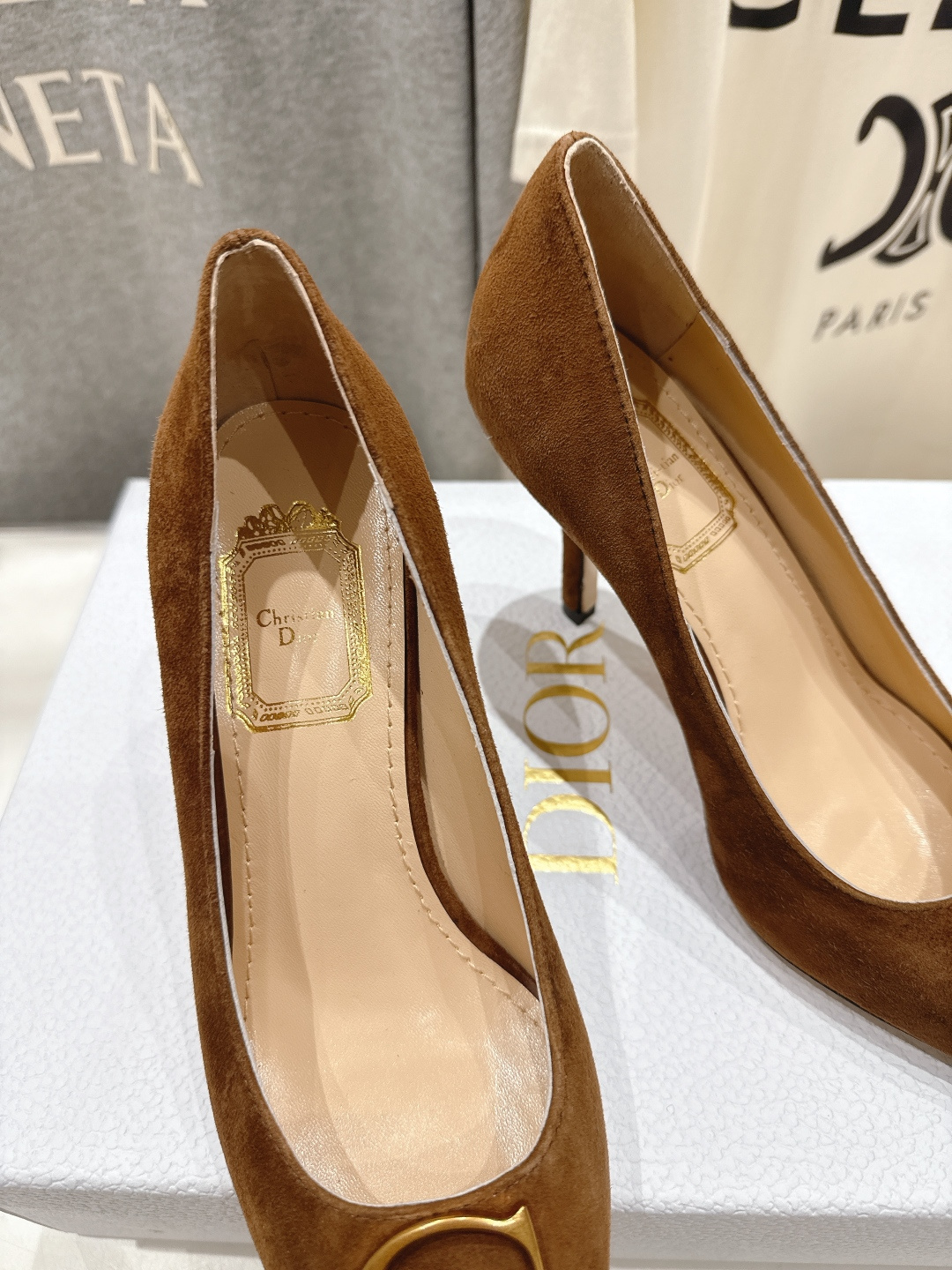 高版本出厂 DIOR*迪奥F031 D家2026ss新款尖头高跟鞋时装鞋！顶级版本～超美的脚踝扣上脚超仙