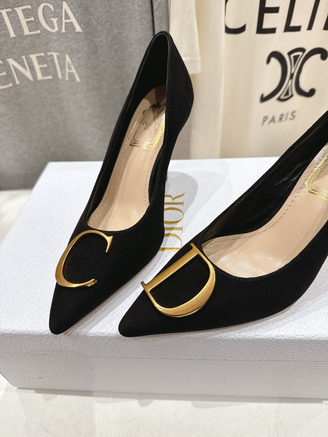 高版本出厂 DIOR*迪奥F031 D家2026ss新款尖头高跟鞋时装鞋！顶级版本～超美的脚踝扣上脚超仙