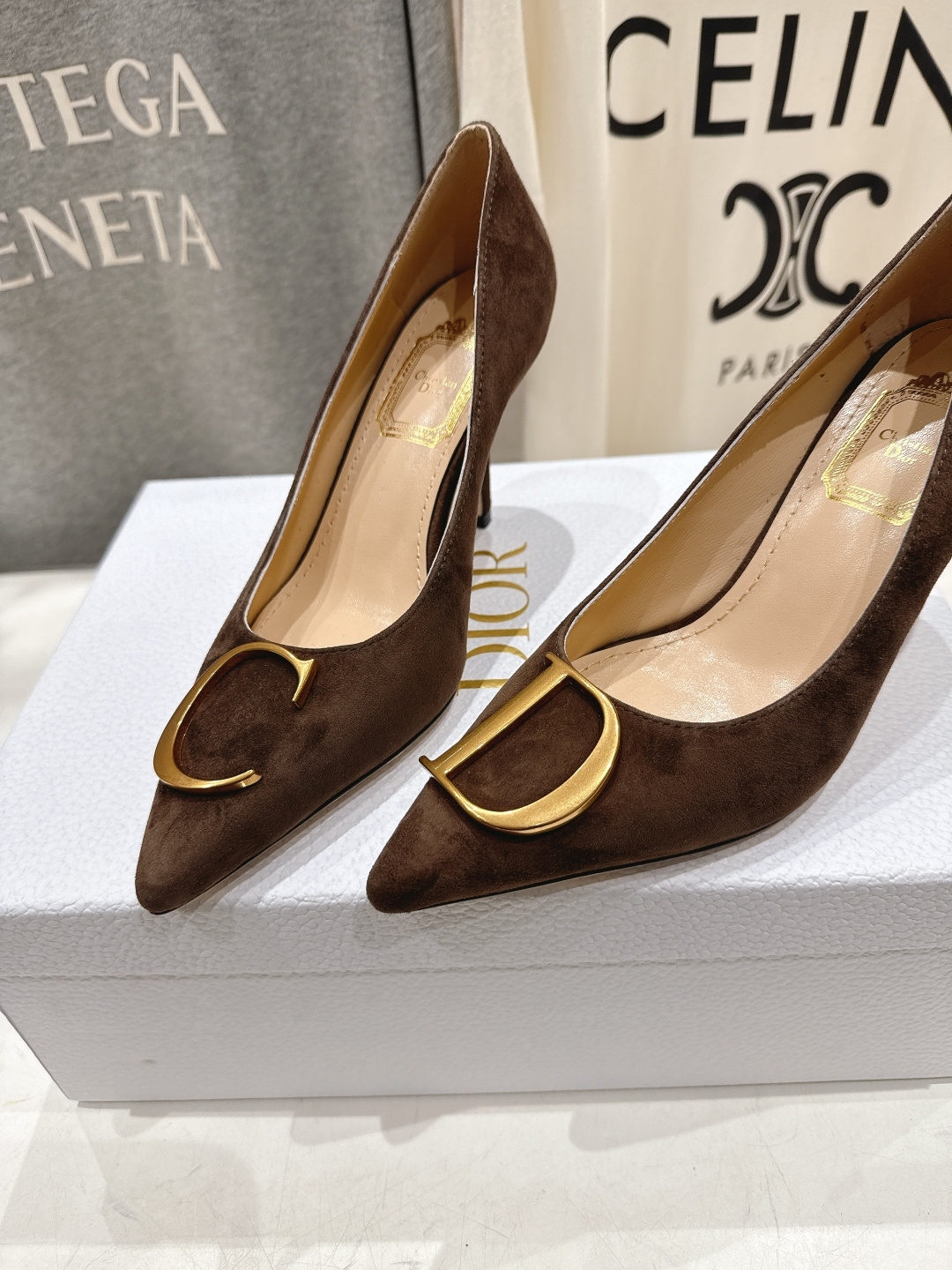 高版本出厂 DIOR*迪奥F031 D家2026ss新款尖头高跟鞋时装鞋！顶级版本～超美的脚踝扣上脚超仙