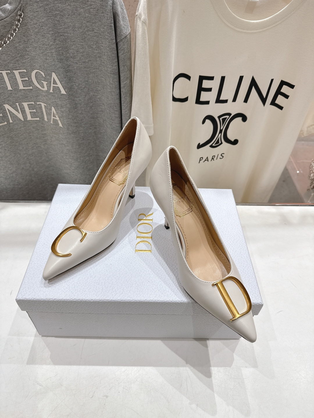 高版本出厂 DIOR*迪奥F031 D家2026ss新款尖头高跟鞋时装鞋！顶级版本～超美的脚踝扣上脚超仙