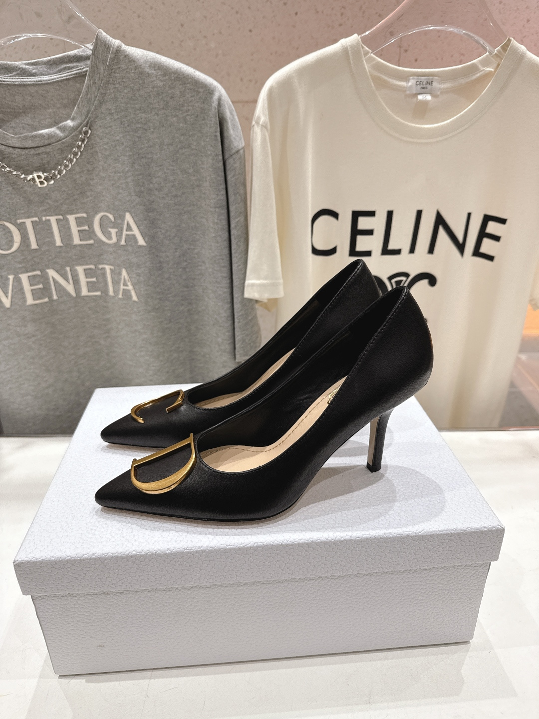 高版本出厂 DIOR*迪奥F031 D家2026ss新款尖头高跟鞋时装鞋！顶级版本～超美的脚踝扣上脚超仙