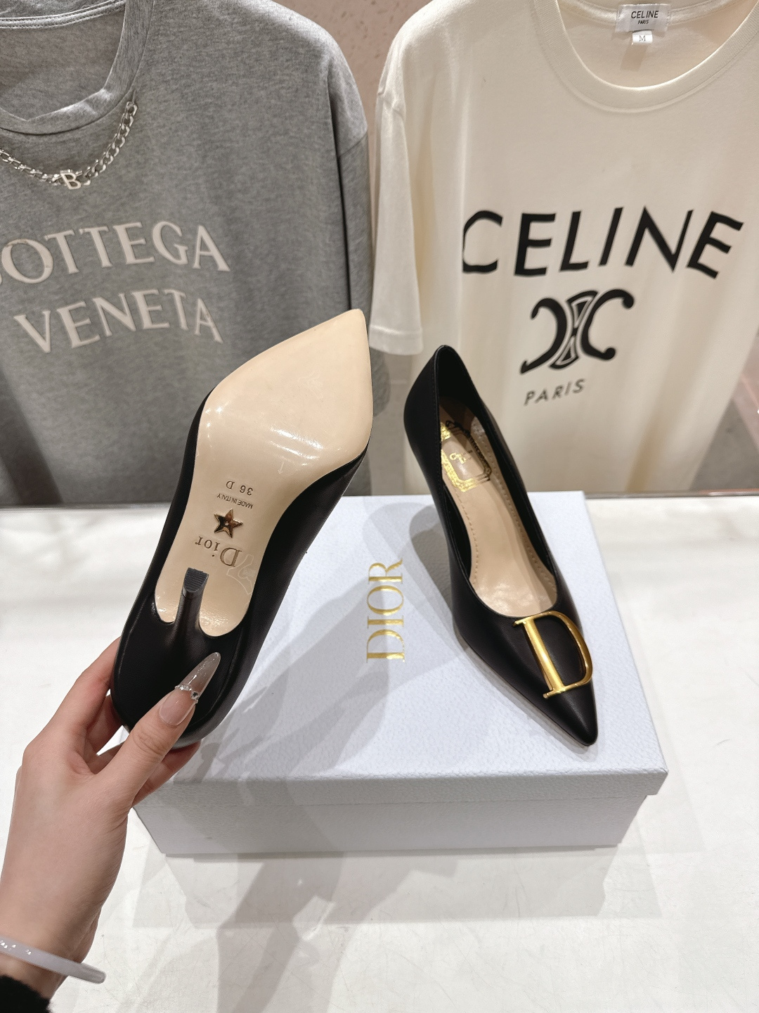 高版本出厂 DIOR*迪奥F031 D家2026ss新款尖头高跟鞋时装鞋！顶级版本～超美的脚踝扣上脚超仙