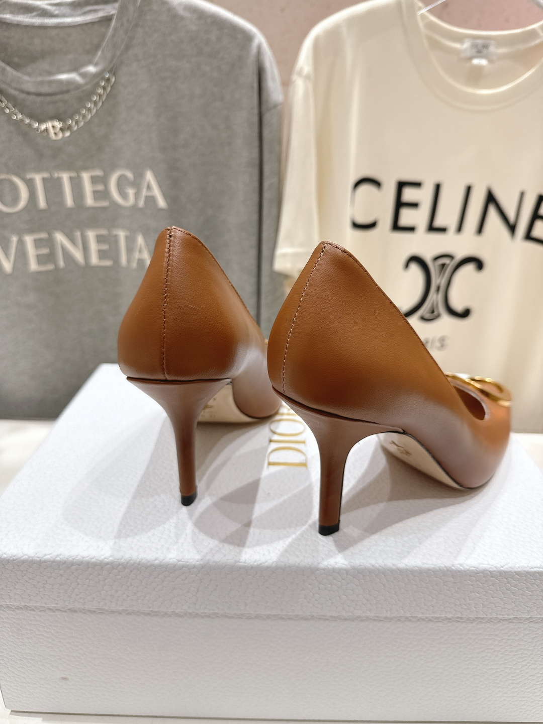 高版本出厂 DIOR*迪奥F031 D家2026ss新款尖头高跟鞋时装鞋！顶级版本～超美的脚踝扣上脚超仙