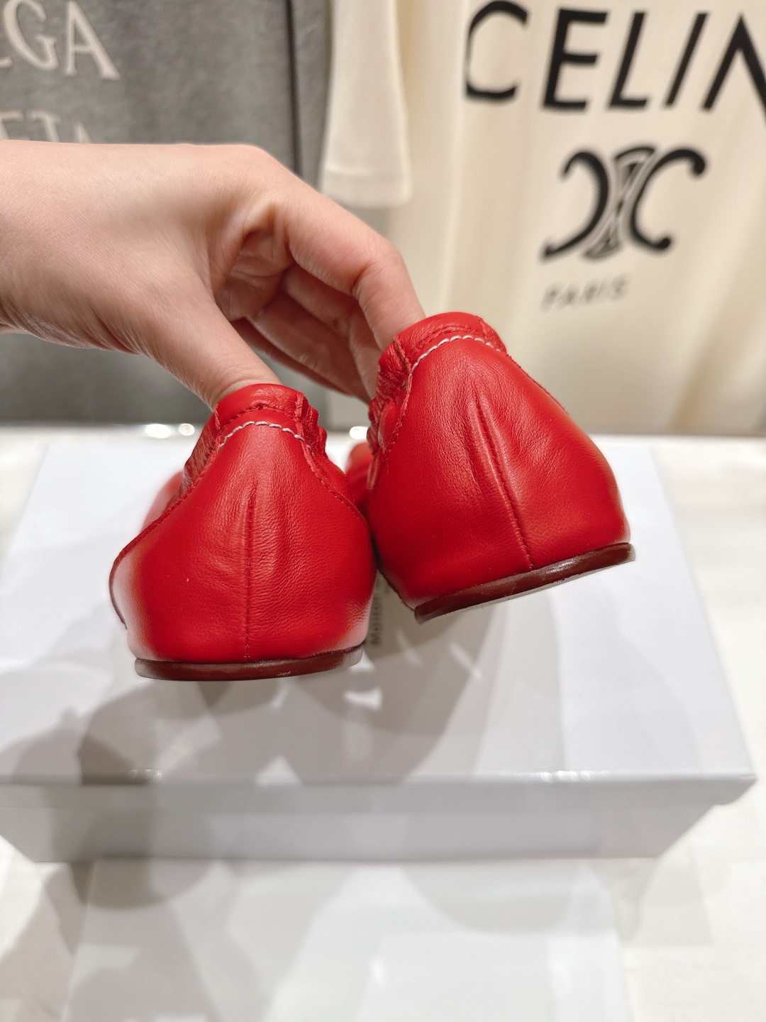 高版本出厂 MM6马吉拉2026ss春夏新品最近超级🔥的一脚蹬懒人鞋平底鞋芭蕾舞鞋舒适度不用说 肯定会很