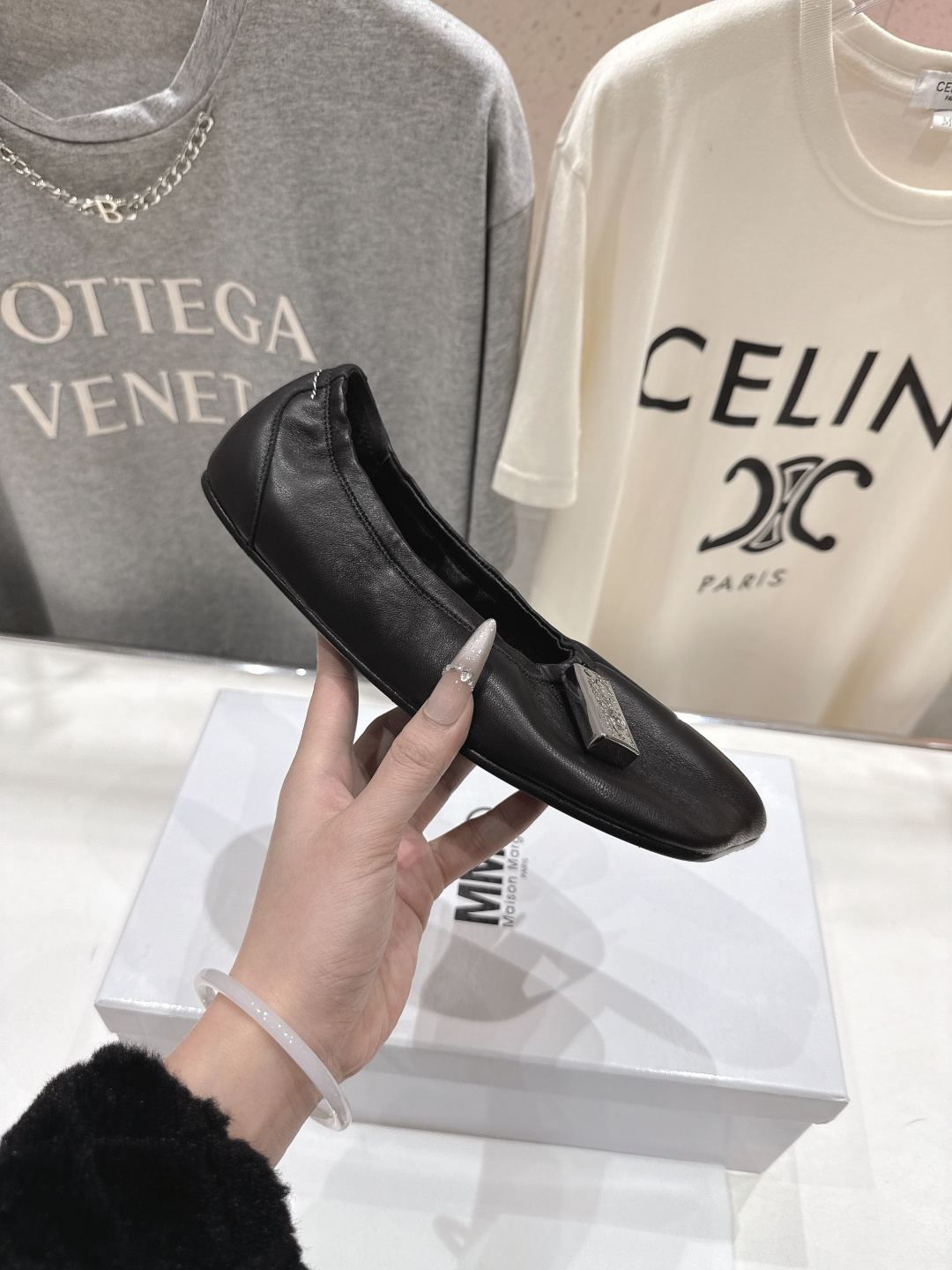 高版本出厂 MM6马吉拉2026ss春夏新品最近超级🔥的一脚蹬懒人鞋平底鞋芭蕾舞鞋舒适度不用说 肯定会很