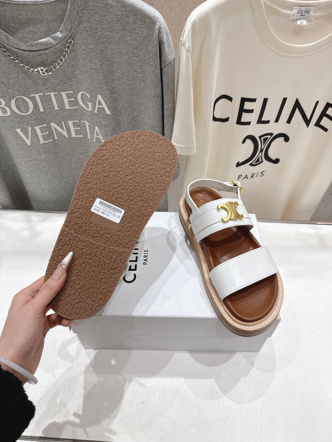 高版本出厂 Celine/赛琳F035 2026ss夏季最新塞林时尚复古风罗马平底凉鞋New Celin