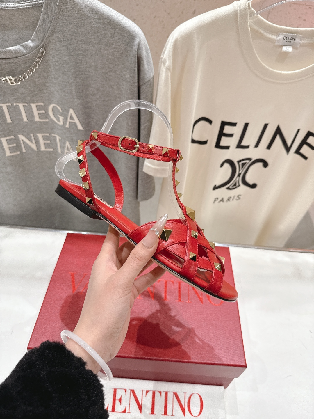 高版本出厂 ～New～顶级制作·Valentino·华伦天奴〰️2026ss官方最新玛丽珍平底鞋单鞋凉鞋