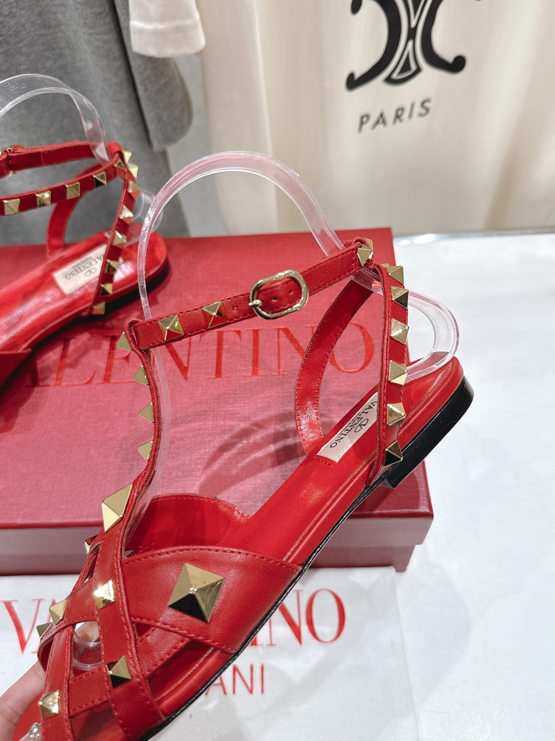 高版本出厂 ～New～顶级制作·Valentino·华伦天奴〰️2026ss官方最新玛丽珍平底鞋单鞋凉鞋