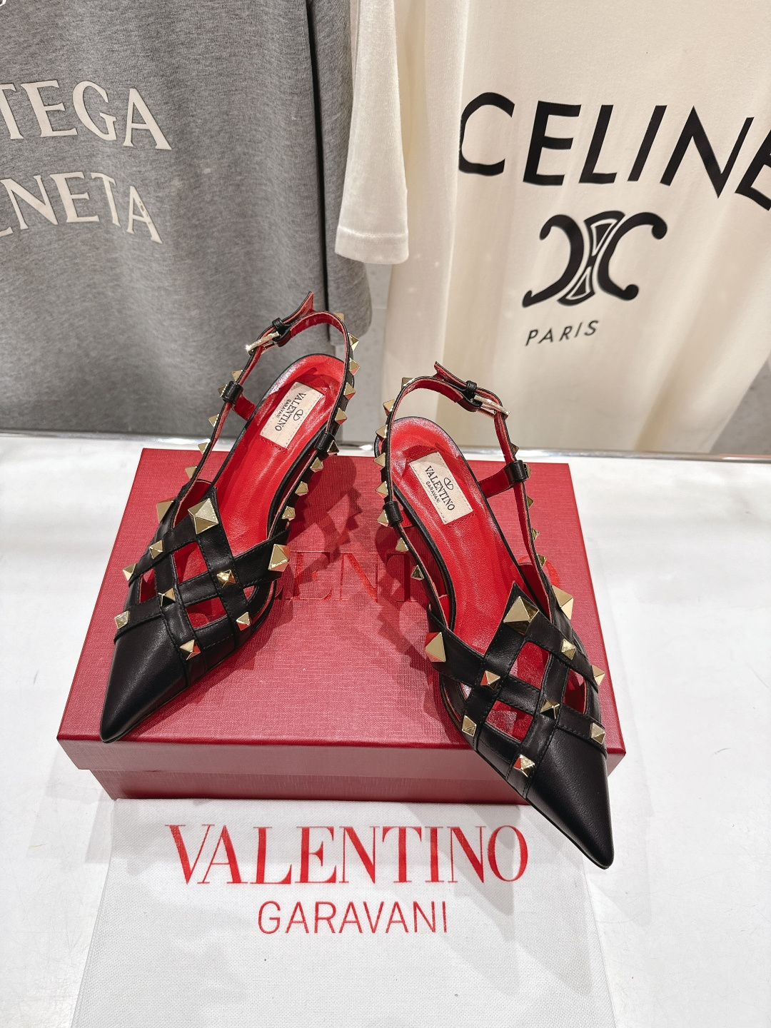 高版本出厂 ～New～顶级制作·Valentino*·华伦天奴〰️2026ss官方同步春夏走秀新款高跟鞋