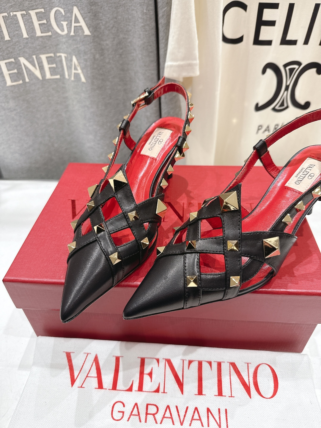 高版本出厂 ～New～顶级制作·Valentino*·华伦天奴〰️2026ss官方同步春夏走秀新款高跟鞋