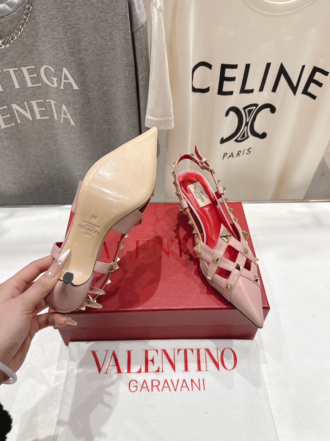 高版本出厂 ～New～顶级制作·Valentino*·华伦天奴〰️2026ss官方同步春夏走秀新款高跟鞋