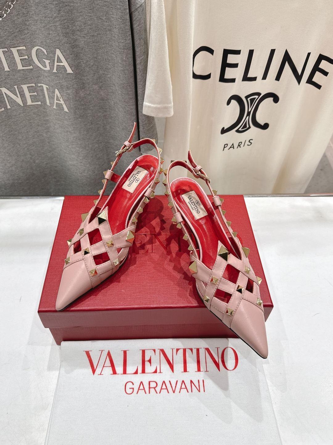 高版本出厂 ～New～顶级制作·Valentino*·华伦天奴〰️2026ss官方同步春夏走秀新款高跟鞋