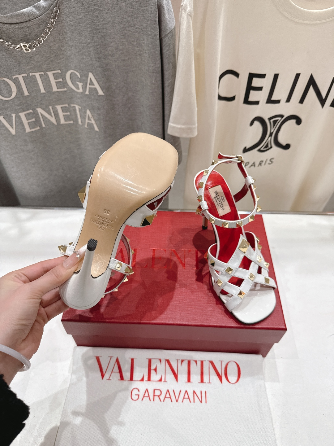 高版本出厂 ～New～顶级制作·Valentino*·华伦天奴〰️2026ss官方同步春夏走秀新款高跟鞋