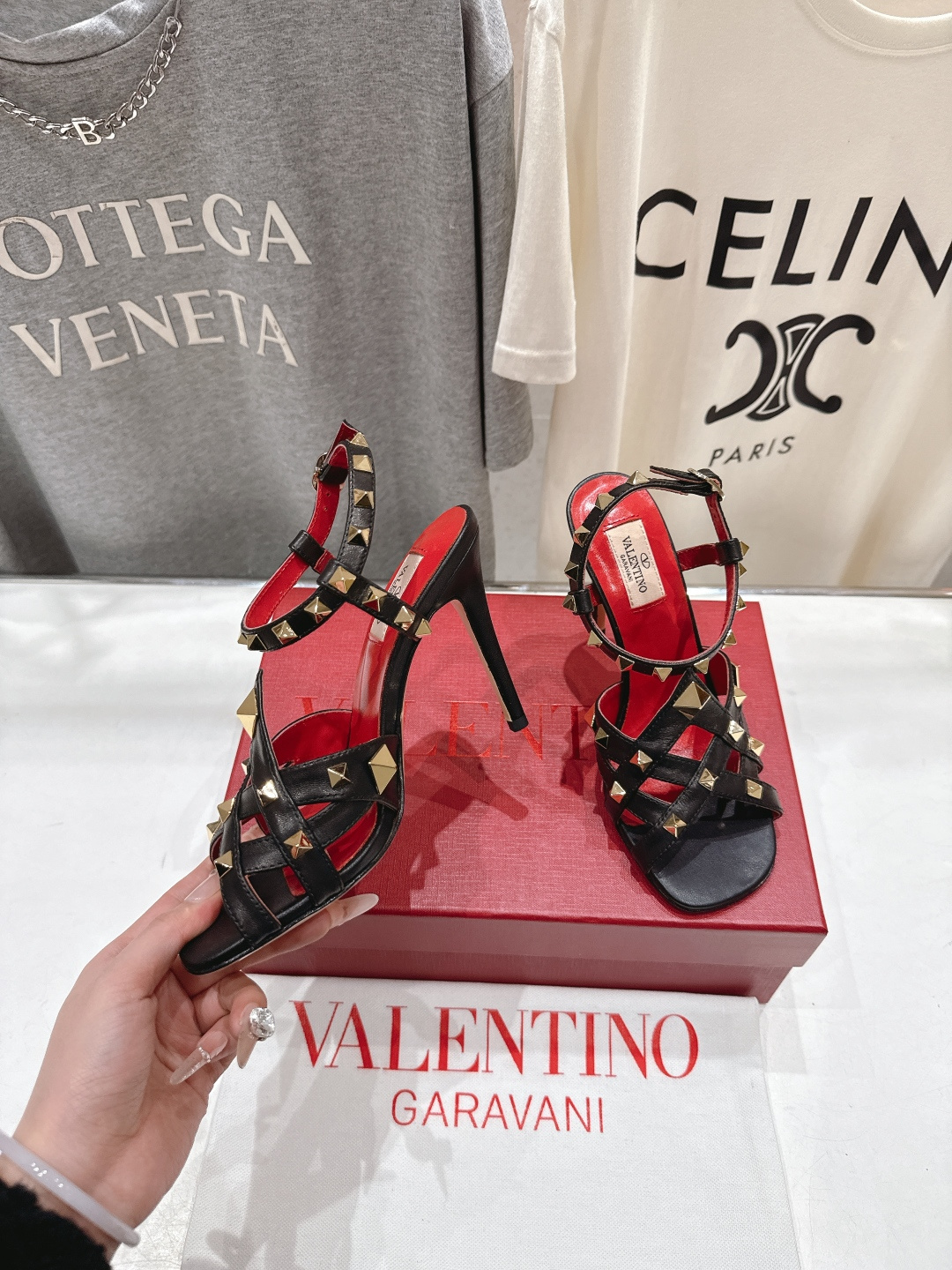 高版本出厂 ～New～顶级制作·Valentino*·华伦天奴〰️2026ss官方同步春夏走秀新款高跟鞋