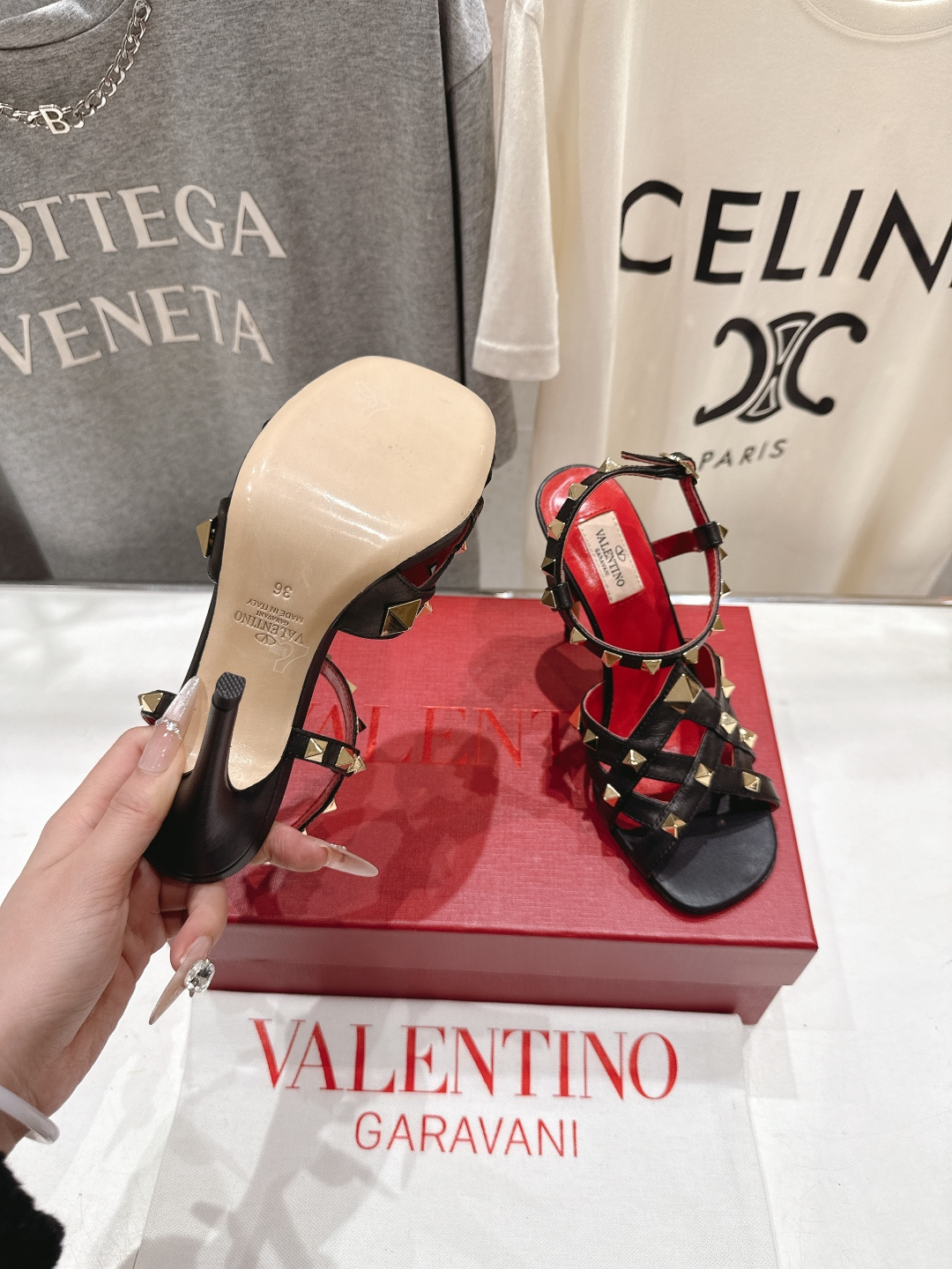 高版本出厂 ～New～顶级制作·Valentino*·华伦天奴〰️2026ss官方同步春夏走秀新款高跟鞋