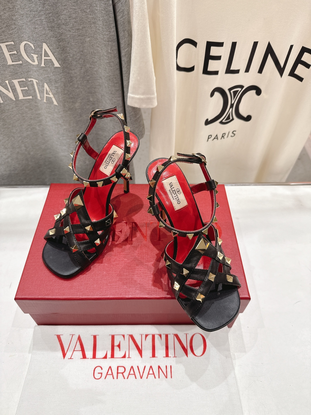 高版本出厂 ～New～顶级制作·Valentino*·华伦天奴〰️2026ss官方同步春夏走秀新款高跟鞋