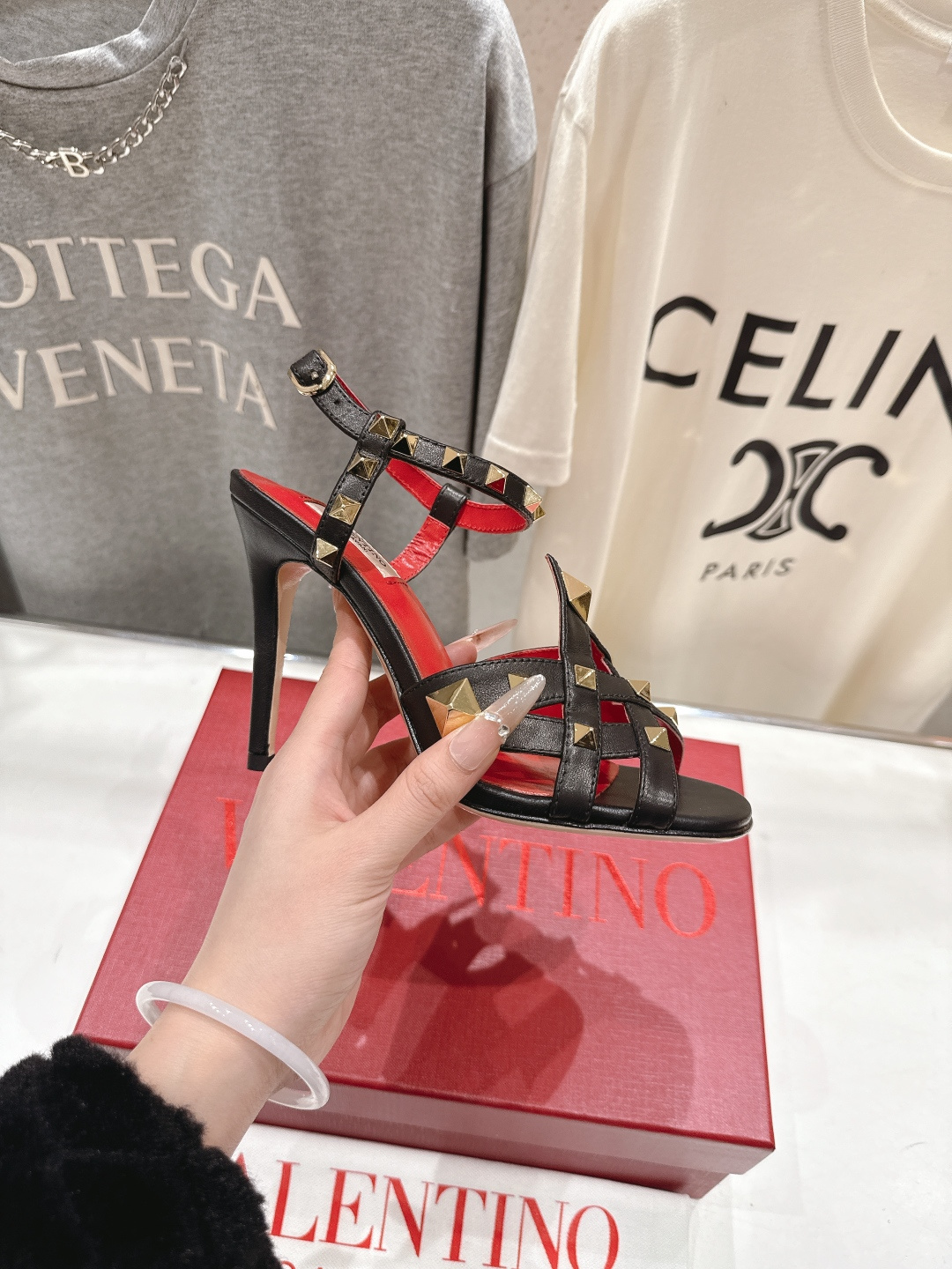 高版本出厂 ～New～顶级制作·Valentino*·华伦天奴〰️2026ss官方同步春夏走秀新款高跟鞋