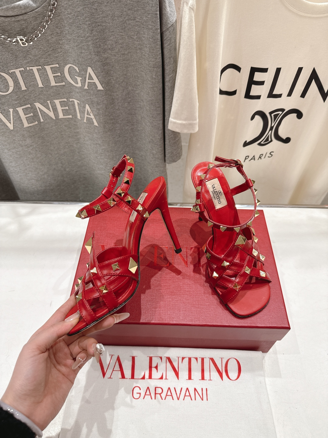 高版本出厂 ～New～顶级制作·Valentino*·华伦天奴〰️2026ss官方同步春夏走秀新款高跟鞋