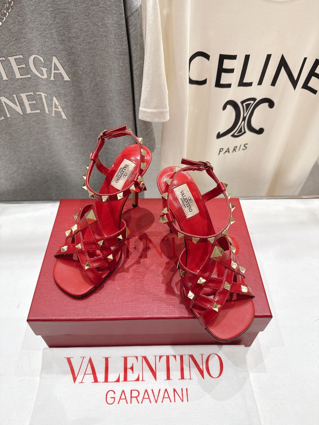 高版本出厂 ～New～顶级制作·Valentino*·华伦天奴〰️2026ss官方同步春夏走秀新款高跟鞋