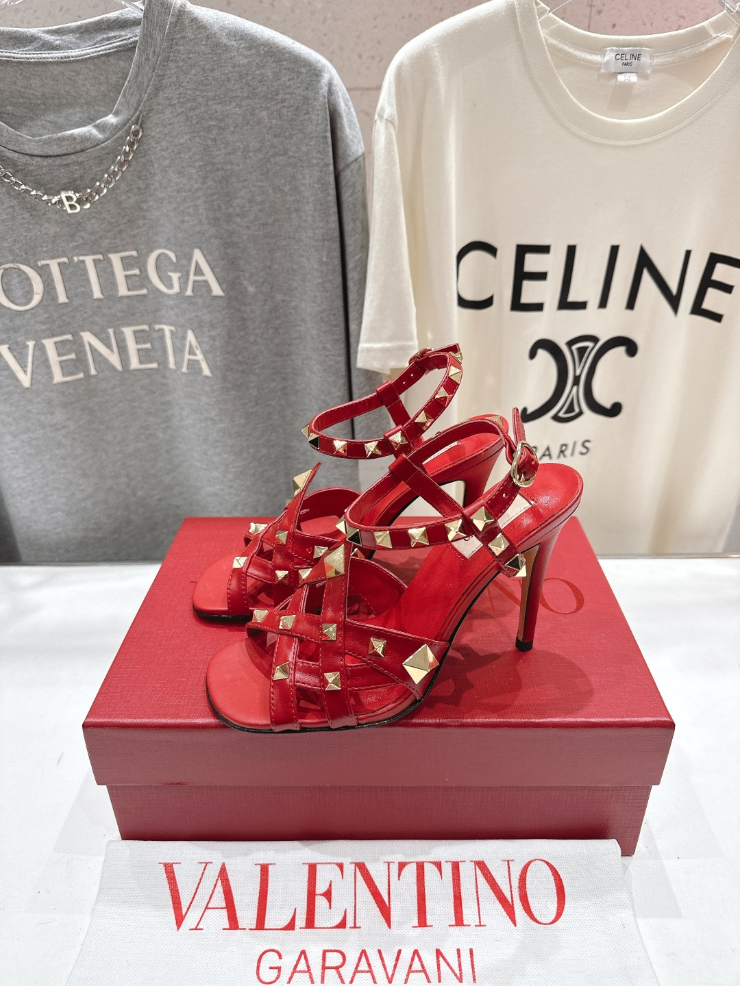 高版本出厂 ～New～顶级制作·Valentino*·华伦天奴〰️2026ss官方同步春夏走秀新款高跟鞋