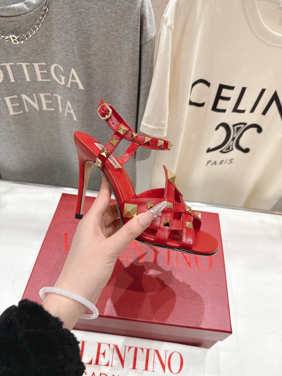 高版本出厂 ～New～顶级制作·Valentino*·华伦天奴〰️2026ss官方同步春夏走秀新款高跟鞋