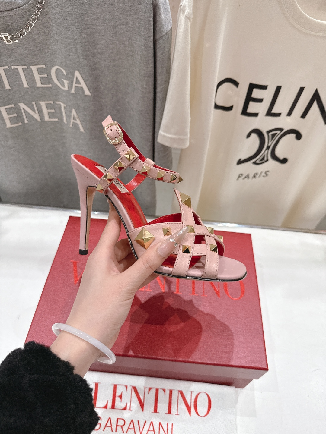 高版本出厂 ～New～顶级制作·Valentino*·华伦天奴〰️2026ss官方同步春夏走秀新款高跟鞋