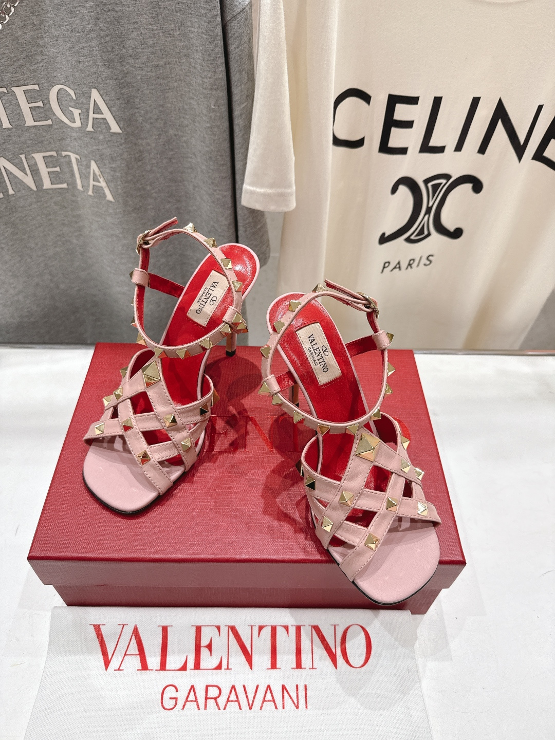 高版本出厂 ～New～顶级制作·Valentino*·华伦天奴〰️2026ss官方同步春夏走秀新款高跟鞋