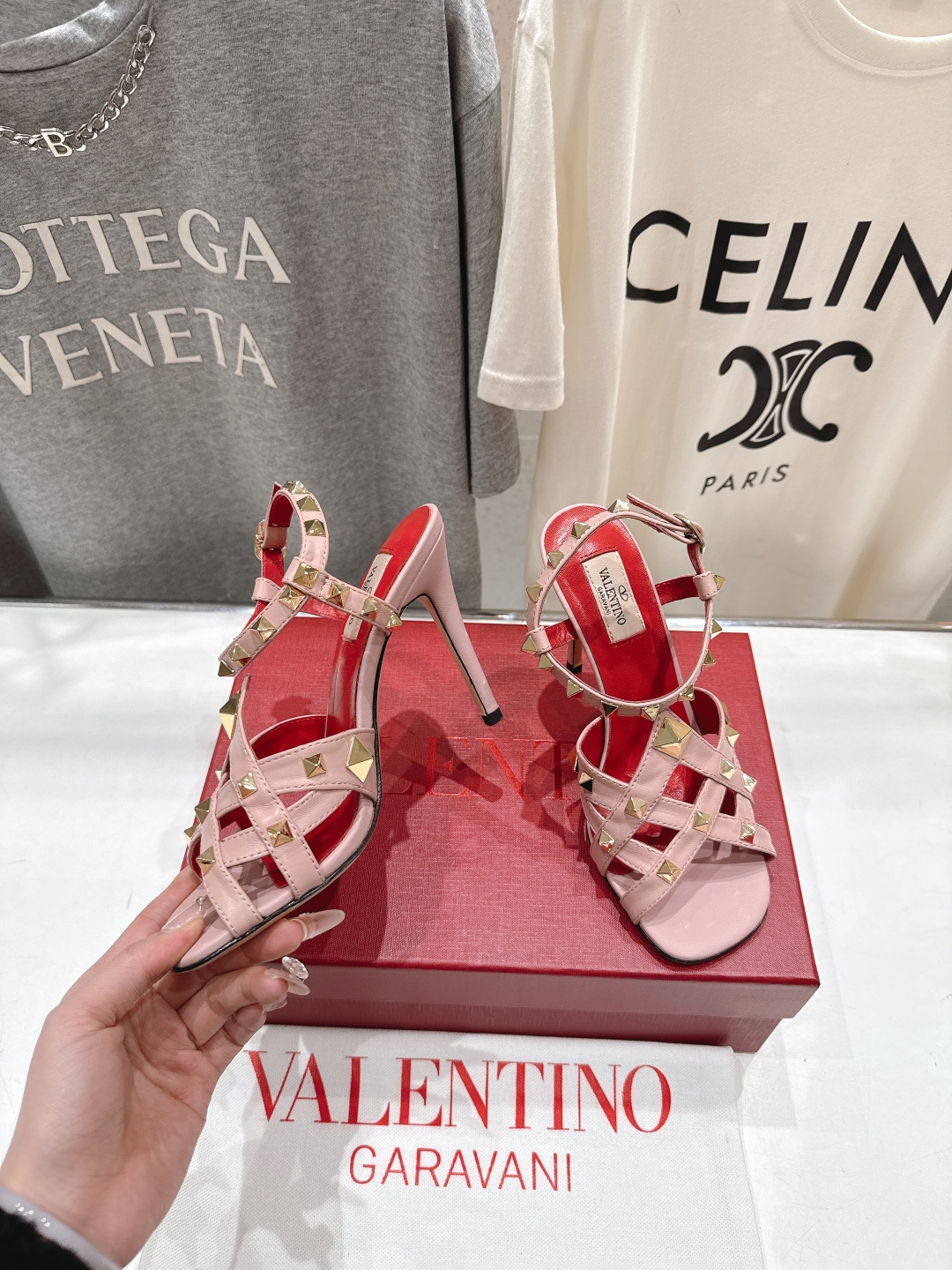 高版本出厂 ～New～顶级制作·Valentino*·华伦天奴〰️2026ss官方同步春夏走秀新款高跟鞋