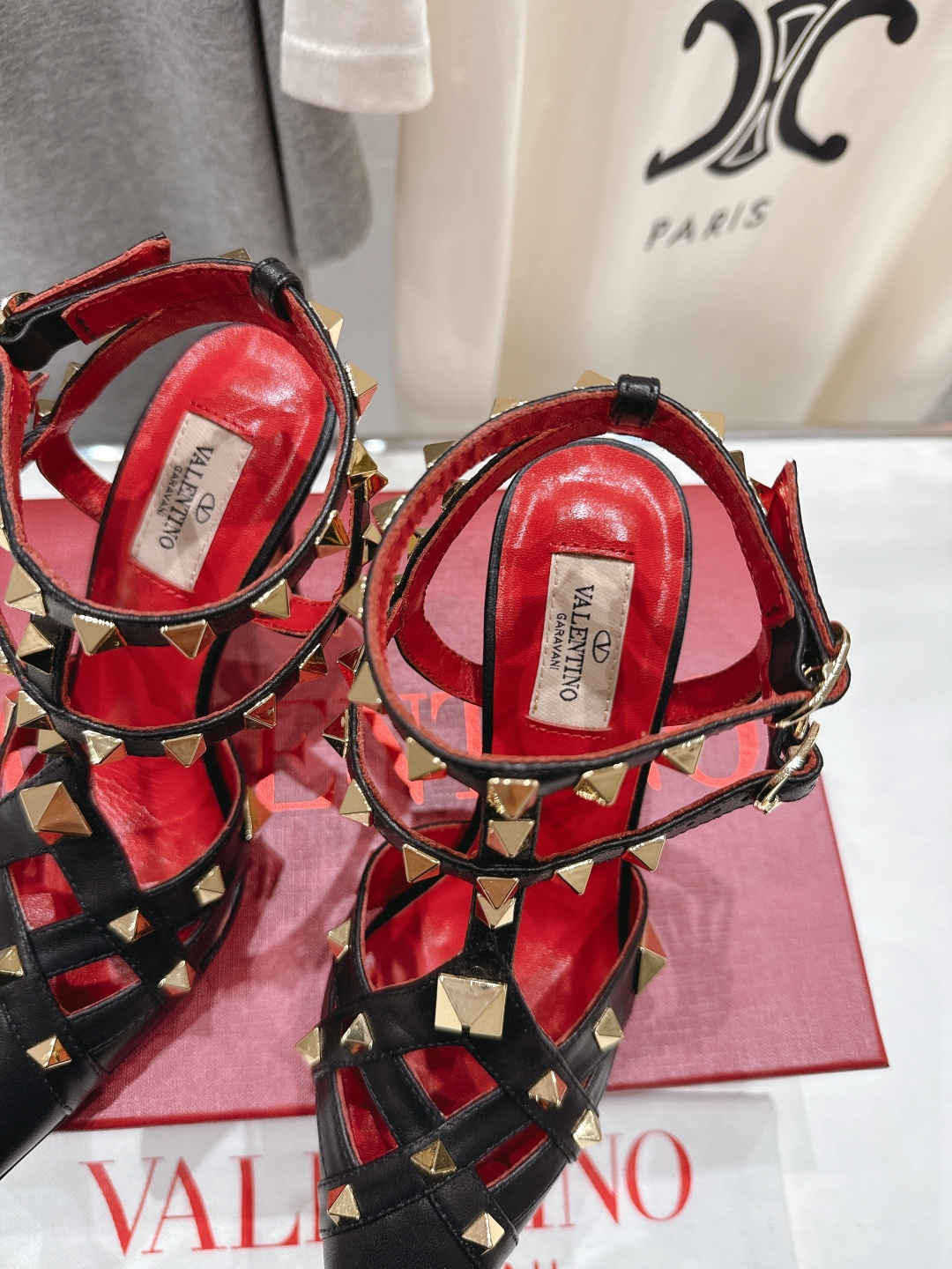 高版本出厂 ～New～顶级制作·Valentino*·华伦天奴〰️2026ss官方同步春夏走秀新款高跟鞋