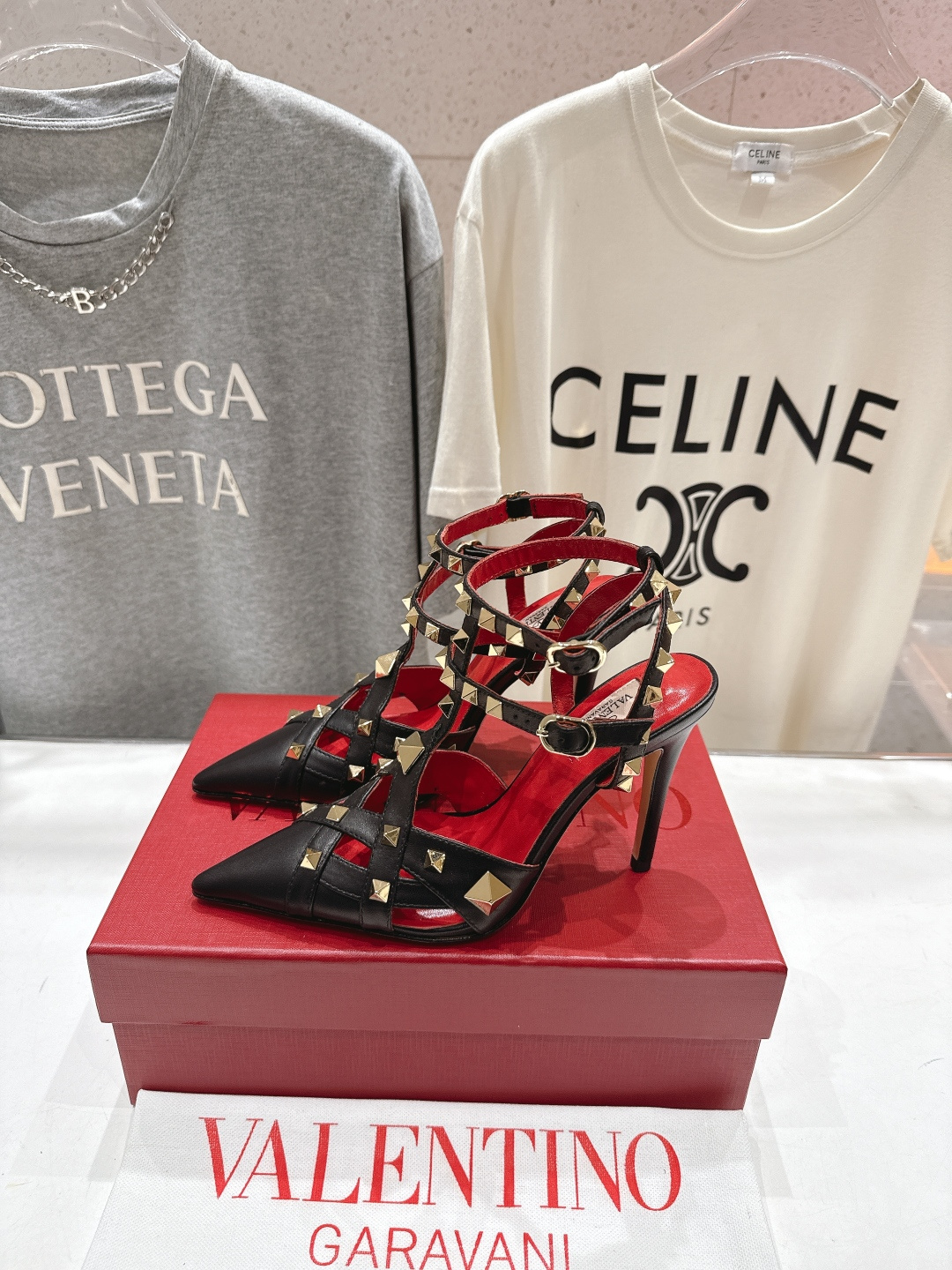 高版本出厂 ～New～顶级制作·Valentino*·华伦天奴〰️2026ss官方同步春夏走秀新款高跟鞋