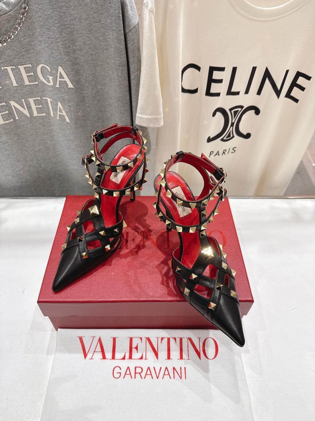 高版本出厂 ～New～顶级制作·Valentino*·华伦天奴〰️2026ss官方同步春夏走秀新款高跟鞋