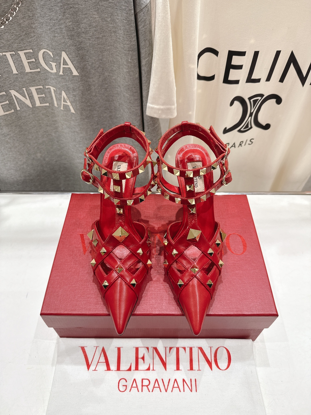 高版本出厂 ～New～顶级制作·Valentino*·华伦天奴〰️2026ss官方同步春夏走秀新款高跟鞋