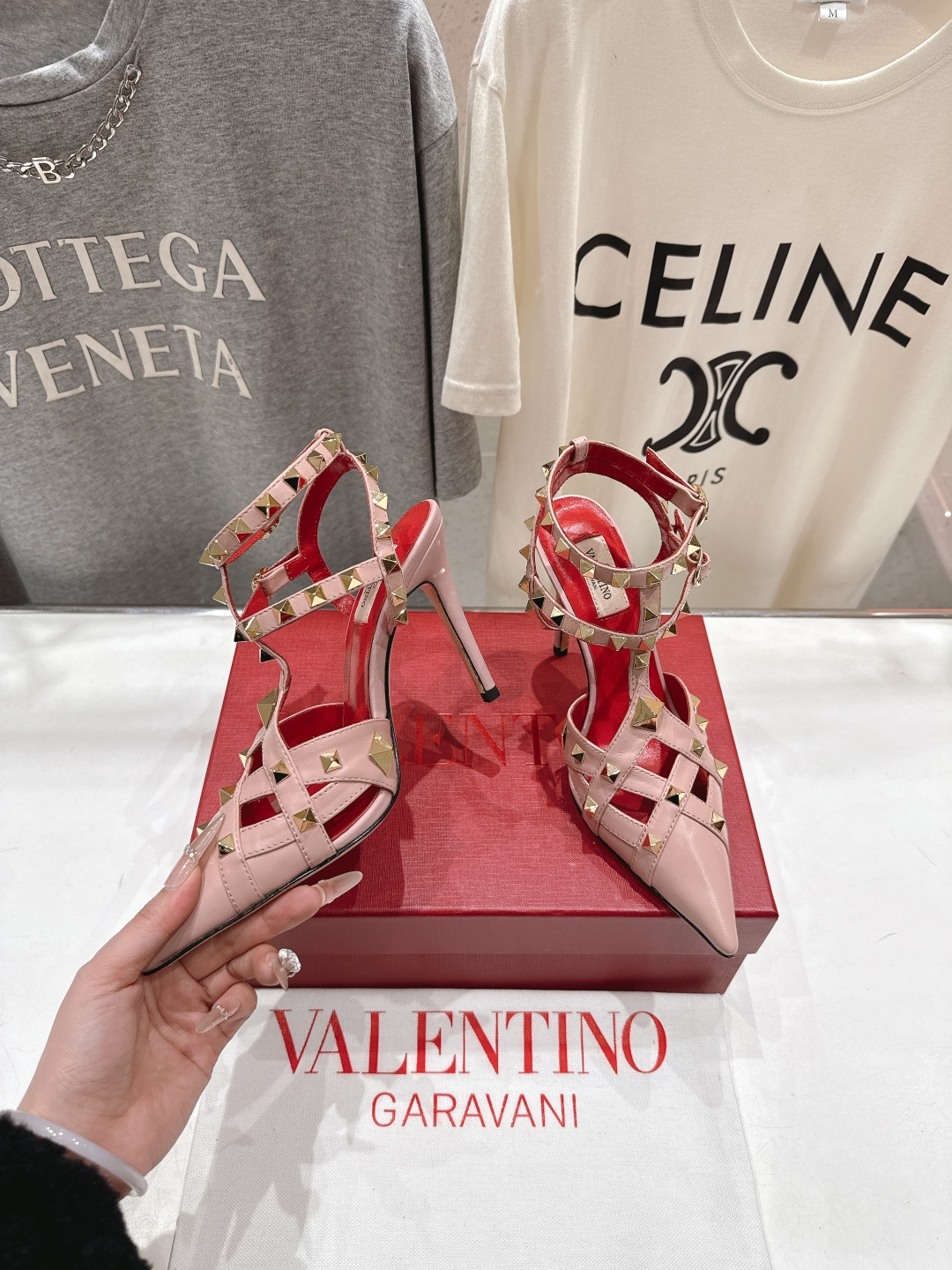 高版本出厂 ～New～顶级制作·Valentino*·华伦天奴〰️2026ss官方同步春夏走秀新款高跟鞋