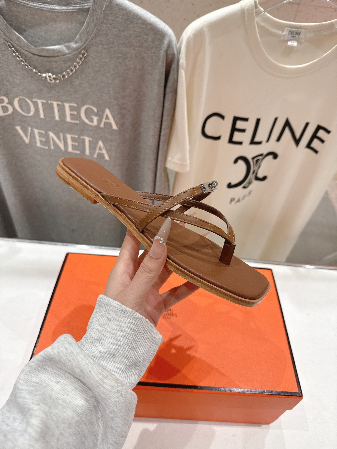 高版本出厂 Hermes/爱马仕H家F062 2026ss夏季新款 Extra度假风夹脚沙滩人字拖鞋顶级