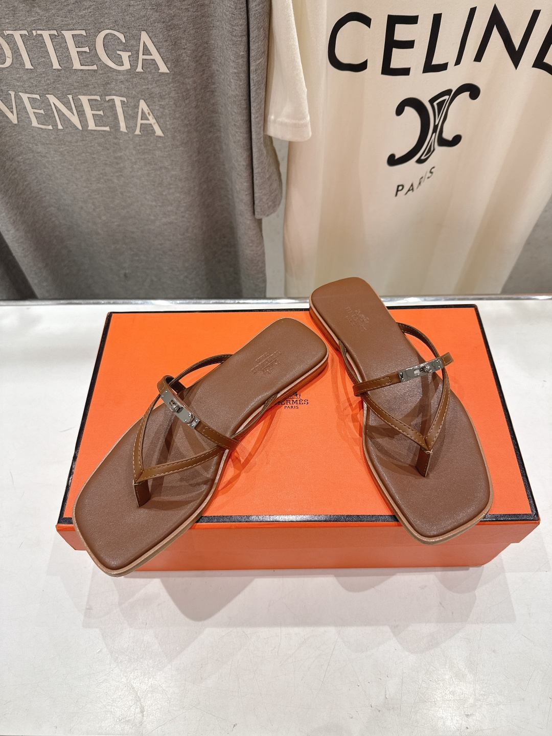 高版本出厂 Hermes/爱马仕H家F062 2026ss夏季新款 Extra度假风夹脚沙滩人字拖鞋顶级