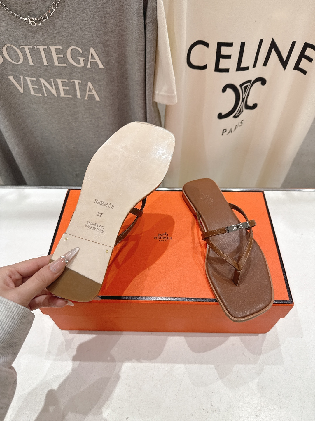 高版本出厂 Hermes/爱马仕H家F062 2026ss夏季新款 Extra度假风夹脚沙滩人字拖鞋顶级