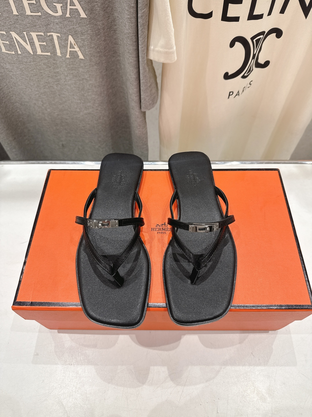 高版本出厂 Hermes/爱马仕H家F062 2026ss夏季新款 Extra度假风夹脚沙滩人字拖鞋顶级