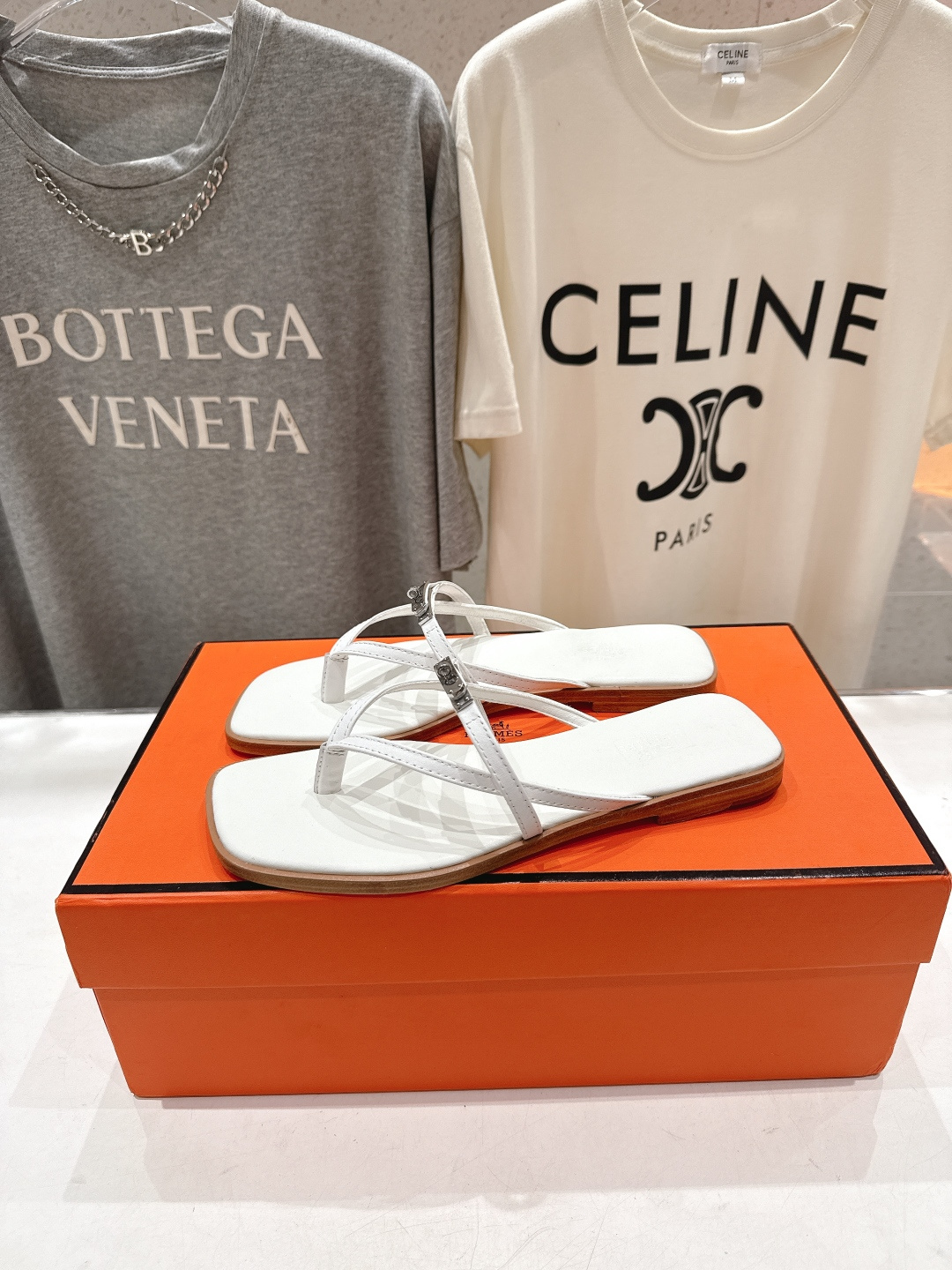 高版本出厂 Hermes/爱马仕H家F062 2026ss夏季新款 Extra度假风夹脚沙滩人字拖鞋顶级