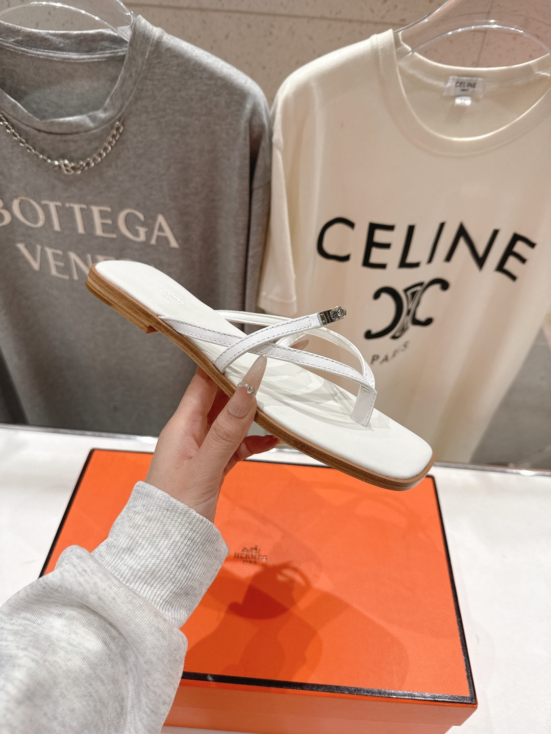 高版本出厂 Hermes/爱马仕H家F062 2026ss夏季新款 Extra度假风夹脚沙滩人字拖鞋顶级