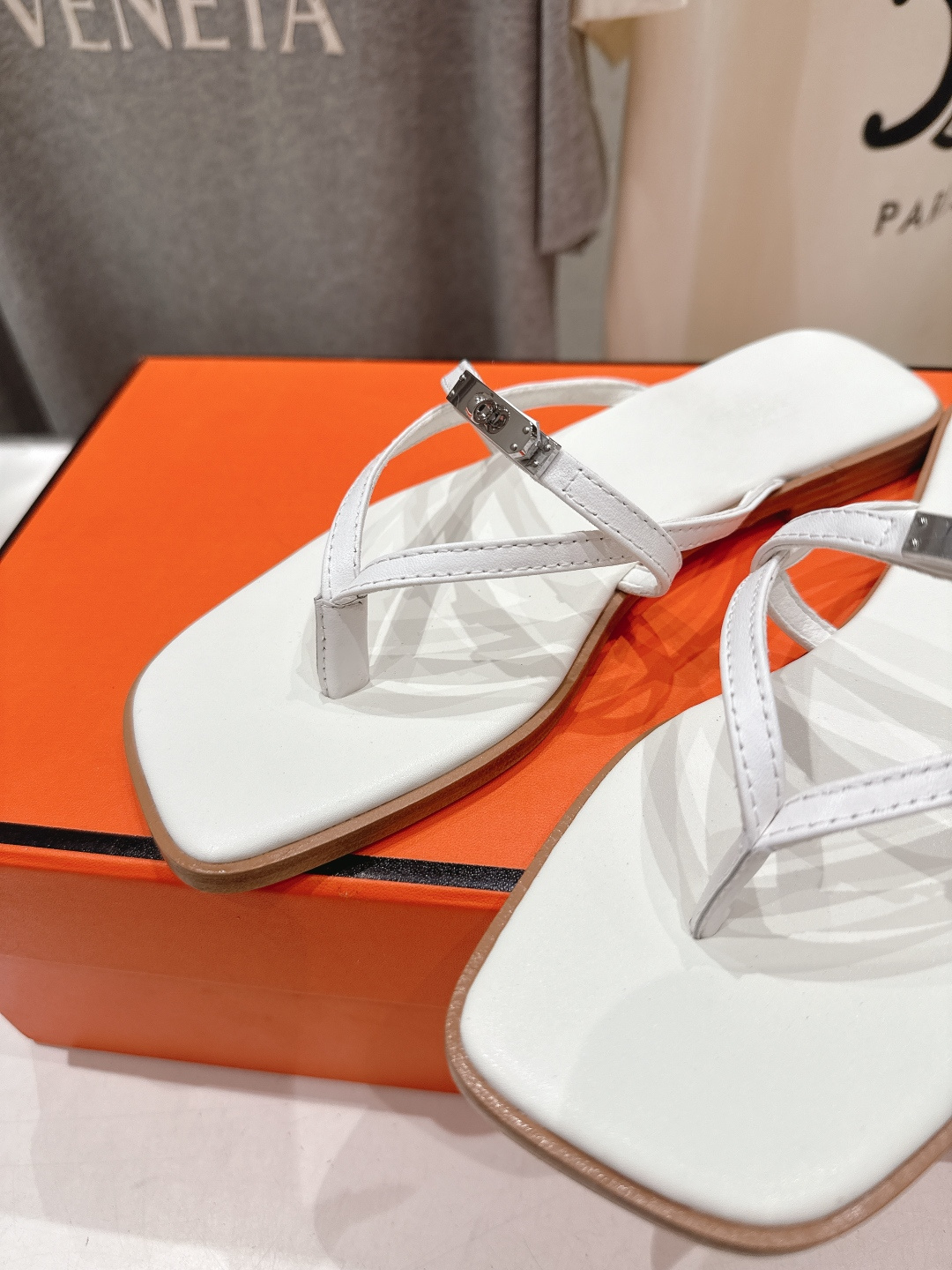 高版本出厂 Hermes/爱马仕H家F062 2026ss夏季新款 Extra度假风夹脚沙滩人字拖鞋顶级