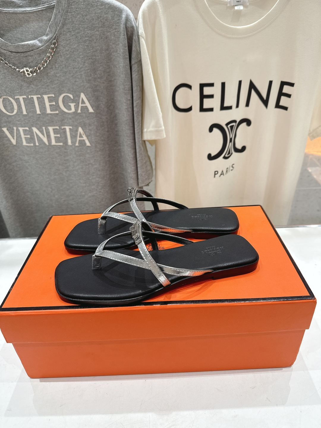 高版本出厂 Hermes/爱马仕H家F062 2026ss夏季新款 Extra度假风夹脚沙滩人字拖鞋顶级