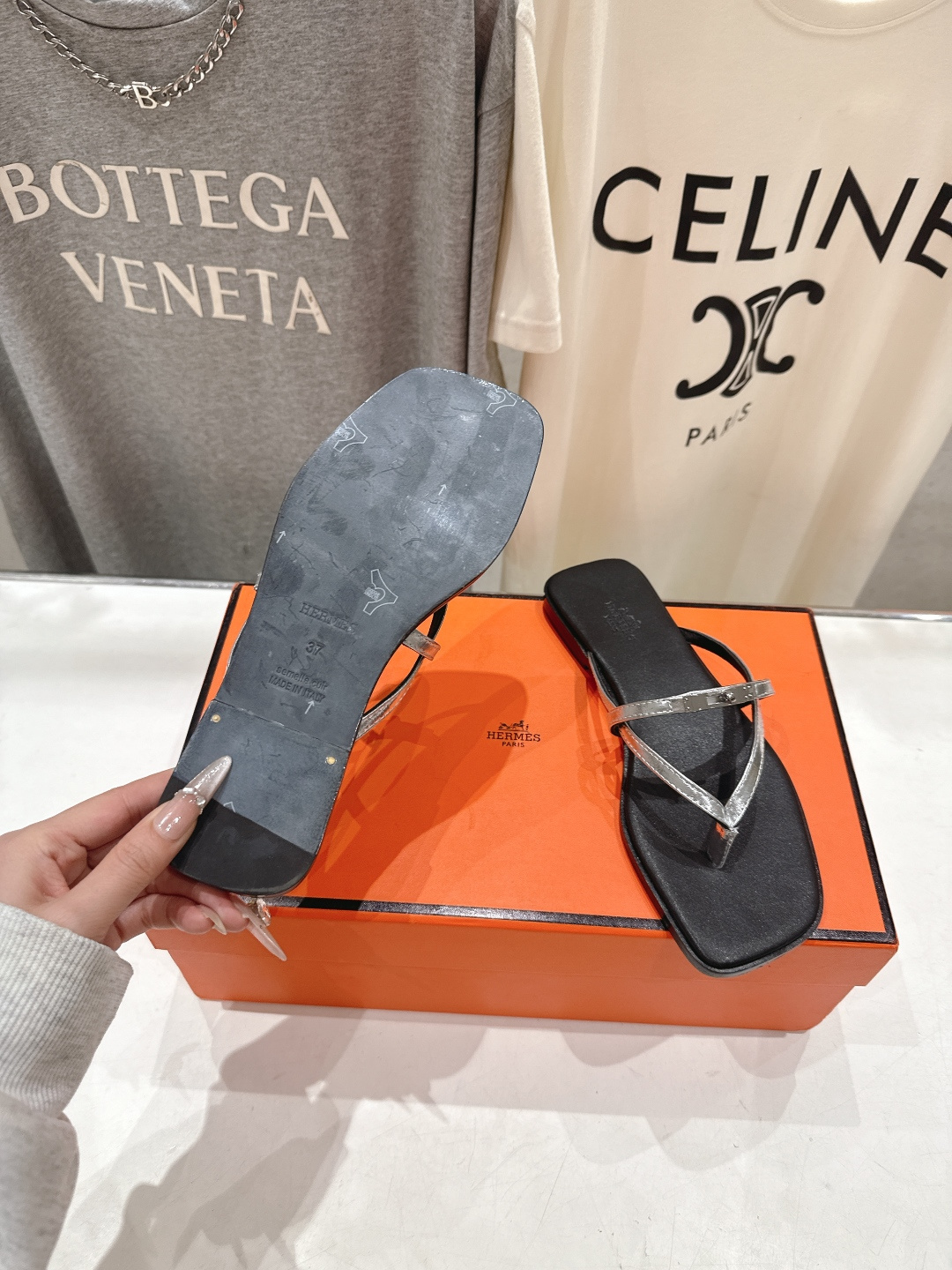 高版本出厂 Hermes/爱马仕H家F062 2026ss夏季新款 Extra度假风夹脚沙滩人字拖鞋顶级