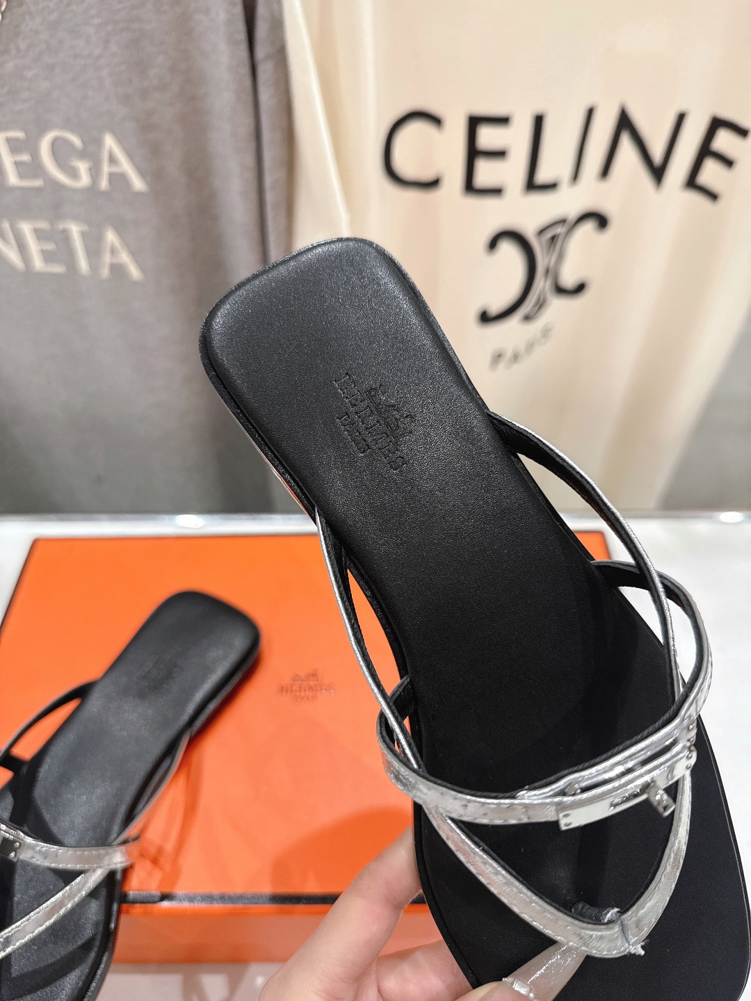 高版本出厂 Hermes/爱马仕H家F062 2026ss夏季新款 Extra度假风夹脚沙滩人字拖鞋顶级