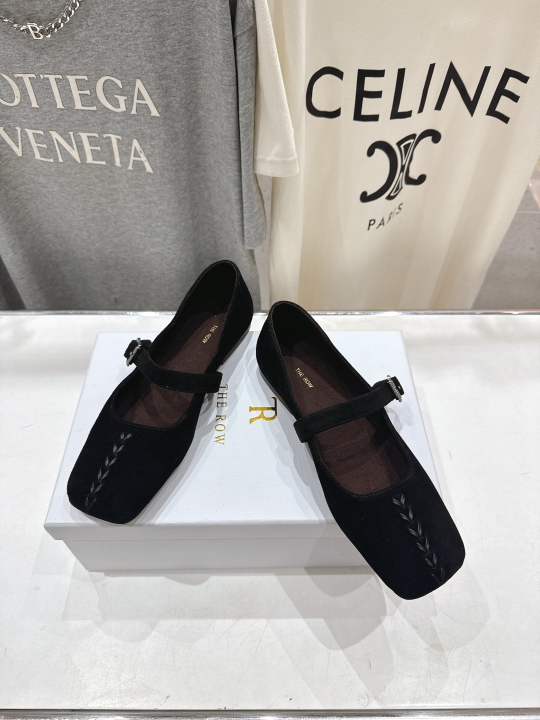 高版本出厂 the row 2026ss春夏走秀爆款小方头平底鞋玛丽珍休闲鞋单鞋非常舒服的平底鞋，极简设