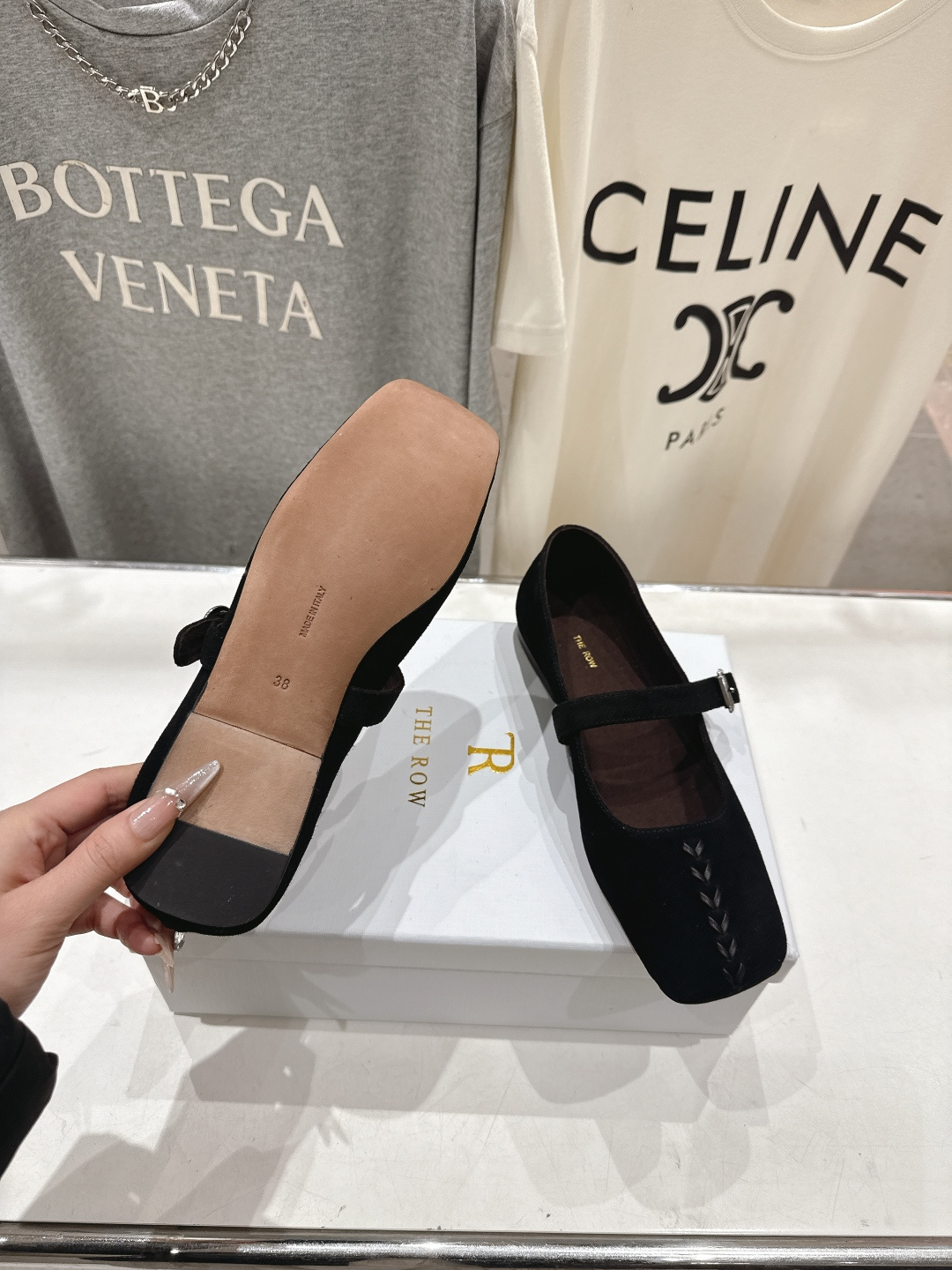 高版本出厂 the row 2026ss春夏走秀爆款小方头平底鞋玛丽珍休闲鞋单鞋非常舒服的平底鞋，极简设