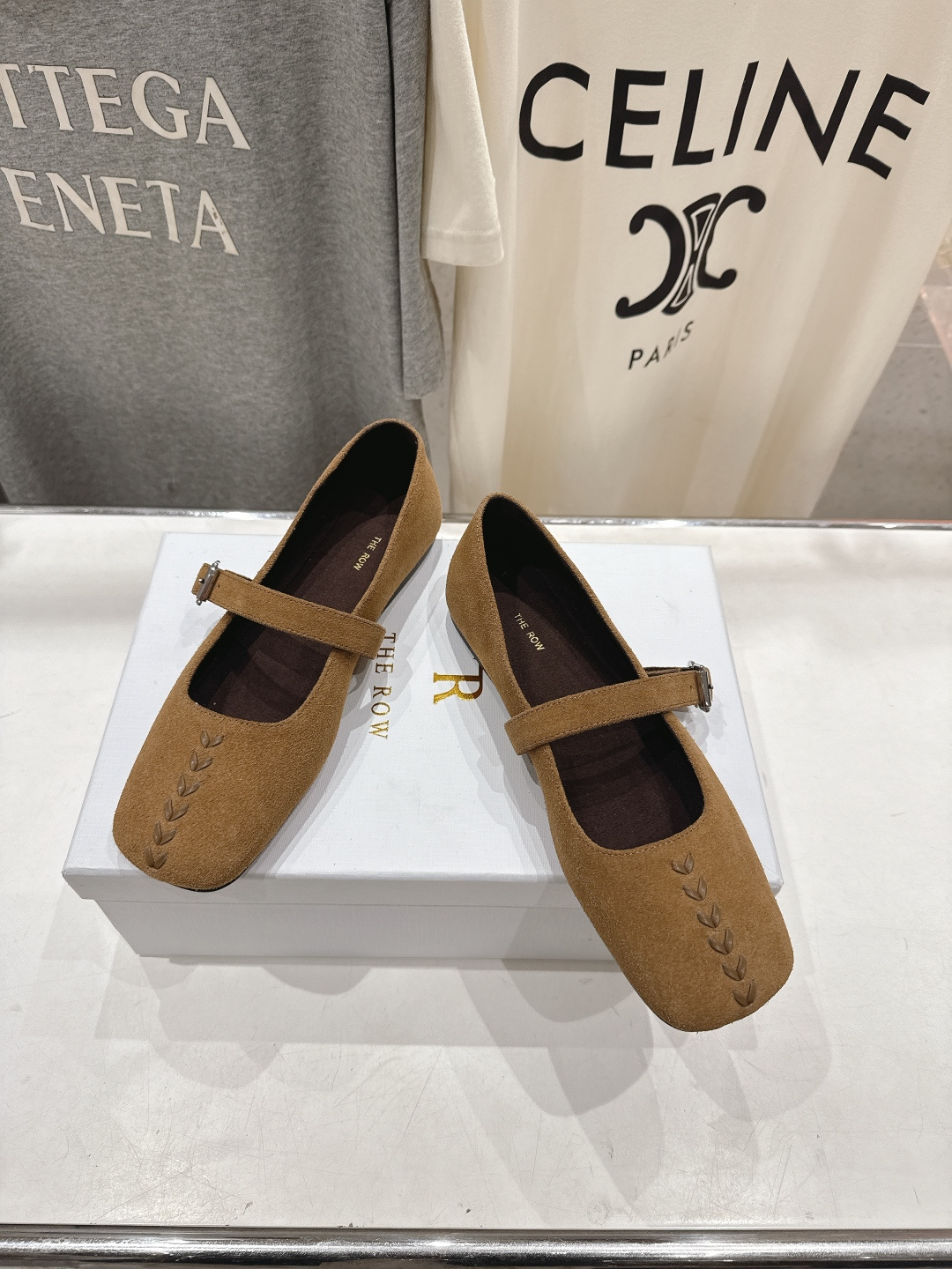 高版本出厂 the row 2026ss春夏走秀爆款小方头平底鞋玛丽珍休闲鞋单鞋非常舒服的平底鞋，极简设